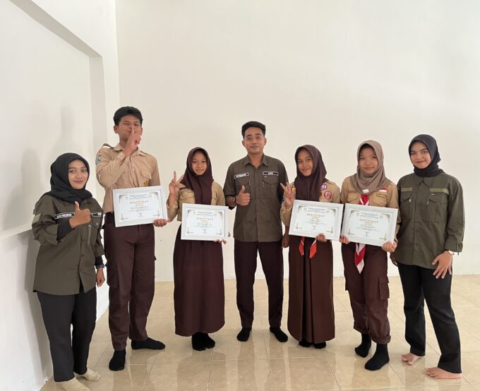 Siswa SRMA 23 Pacitan Susun Proposal Hidup: Langkah Awal Mengenal Diri dan Merancang Masa Depan yang Bermakna